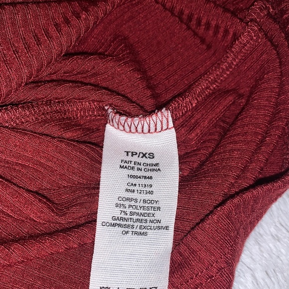 Garage - Red Crop Top - Picture 6 of 7